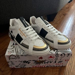 Dolce & Gabbana men’s sneakers. New with no box , never work. European size 42